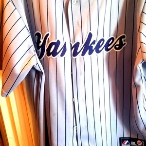 Large yankees pinstriped Jersey